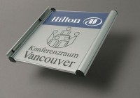 Türschild 155x110 mit Klappprofilen Unitex G