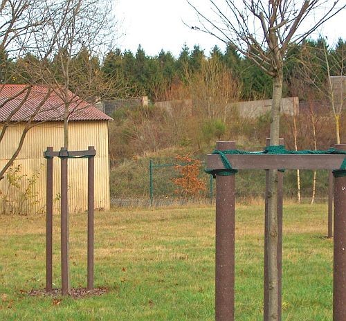 Pfosten mit Spitze Ø12 Recycling Kunststoff